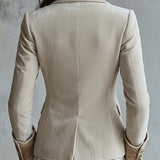 Paloma | Blazer sastre con bordado floral dorado