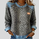 Sofía | Blusa de punto con estampado animal y cuello denim