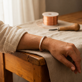 Blanca | Pulsera de cobre martillado con magnete