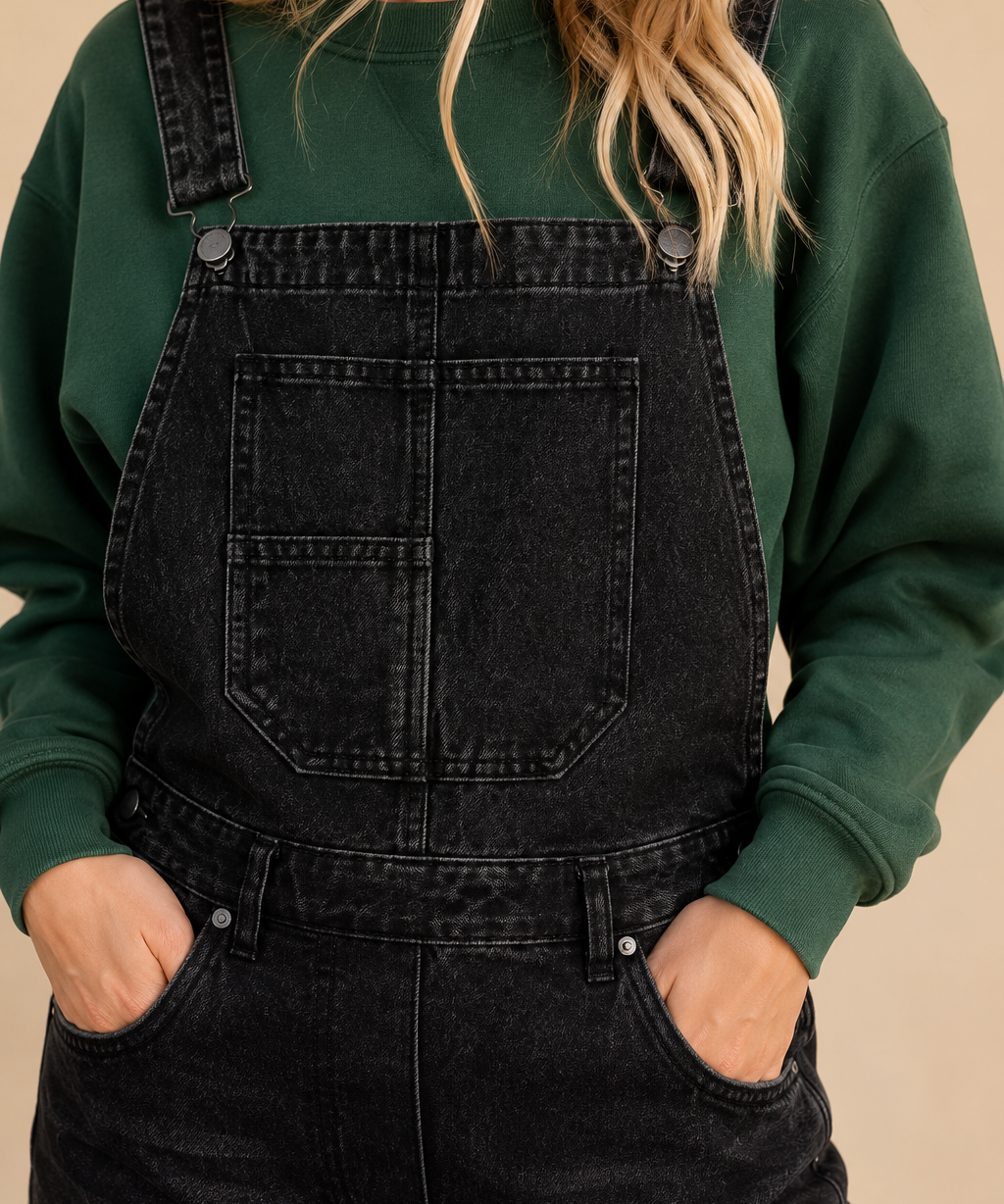 Tyyne | Mono de pierna ancha