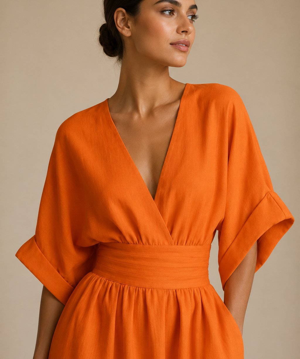 Alessia | Mono elegante con escote en V y cintura alta