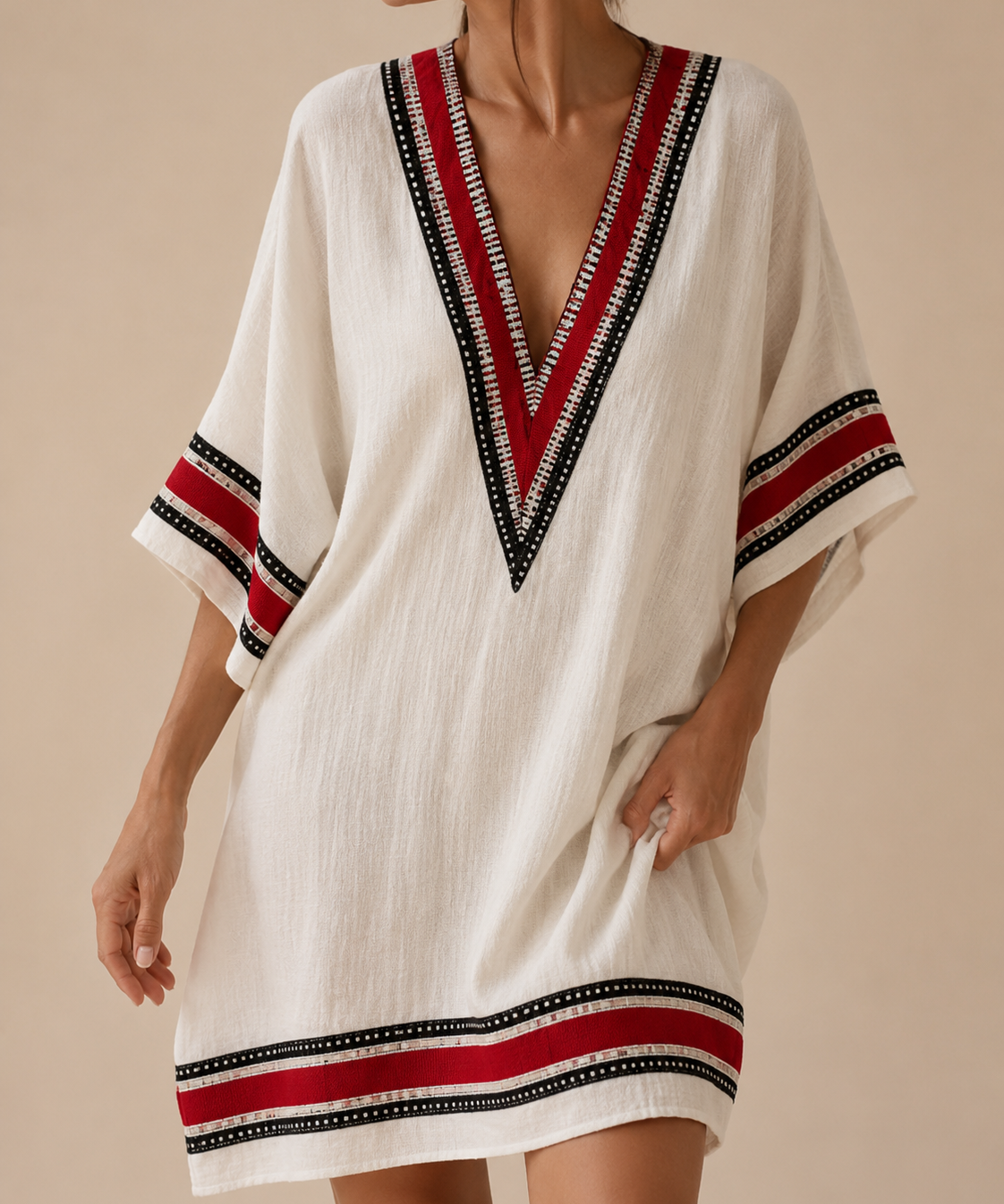Vestido corto bordado rojo y blanco