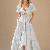 Selja | Vestido de flores con un corte delicado