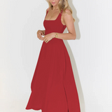 María | Vestido midi fluido con escote cuadrado