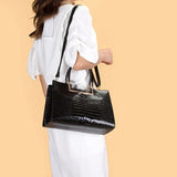 Conjunto de bolso y billetera de cuero