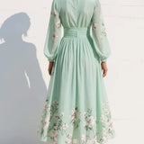 Alondra | Vestido midi con mangas abullonadas y flores
