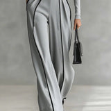 Adèle | Conjunto de cuello alto con ribetes blancos y pantalón ancho