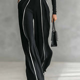 Adèle | Conjunto de cuello alto con ribetes blancos y pantalón ancho