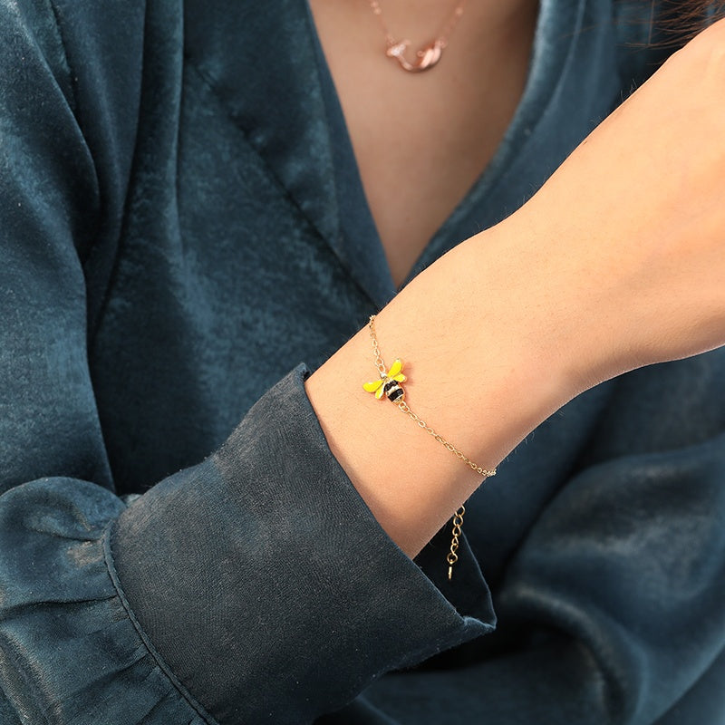 Aurora | Pulsera ajustable con abeja de oro
